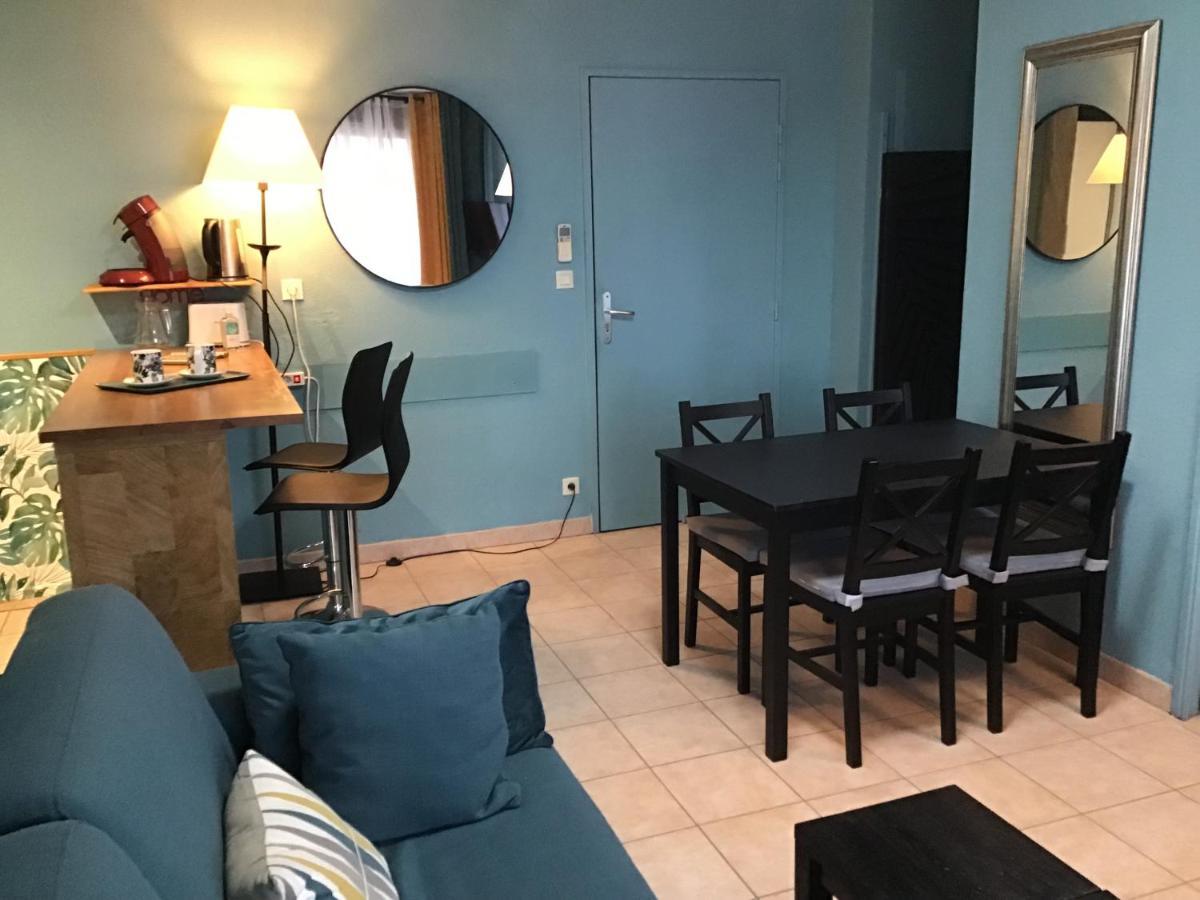 Superbe Appartement A Uzes Avec Place De Parking ภายนอก รูปภาพ