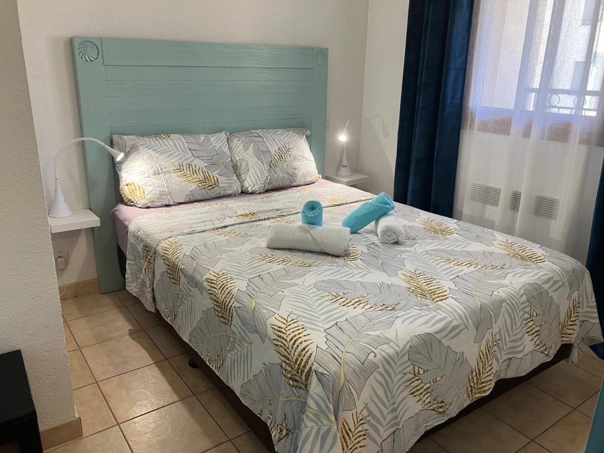 Superbe Appartement A Uzes Avec Place De Parking ภายนอก รูปภาพ