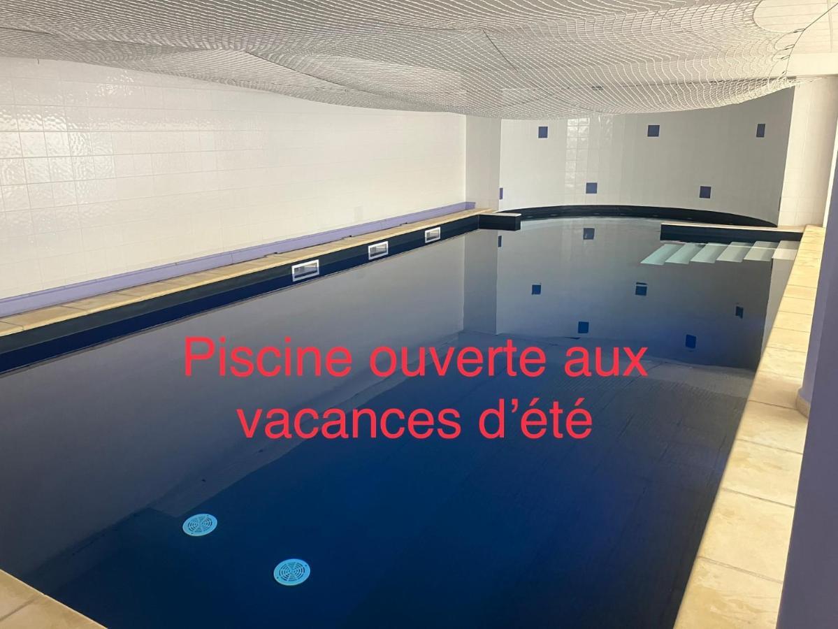 Superbe Appartement A Uzes Avec Place De Parking ภายนอก รูปภาพ